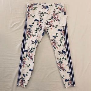 Athleta Contender Blossom 7/8 Leggings
